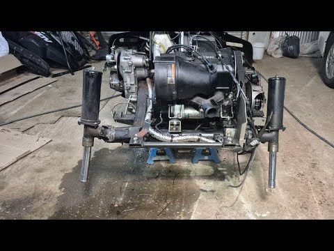 Ремонт снегохода Ямаха Yamaha. Свернул стойку лыжи и замена сальников ДВС.