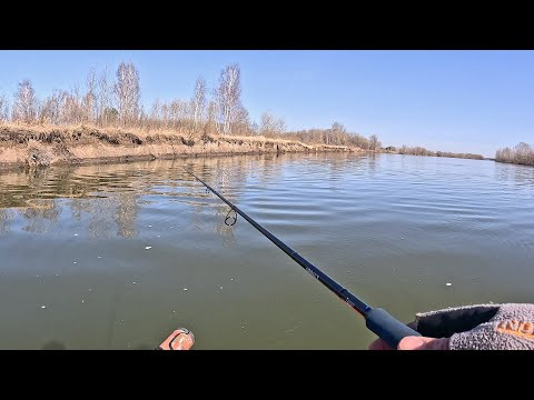 ВЕСЕННЯЯ ЛОВЛЯ СУДАКА. НА СПИННИНГ. УСПЕЛИ НА НОВОЙ ЛОДКЕ до запрета