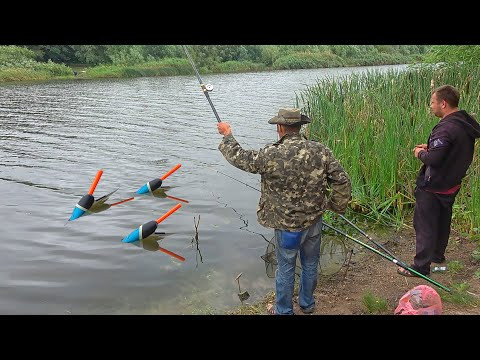 ДЕД СДЕЛАЛ ПРУД... КАРАСЯ ВАЛОМ!!! РЫБАЛКА на УДОЧКУ в ДЕРЕВНЕ!!! ЛОВЛЯ КАРАСЯ на ПОПЛАВОК