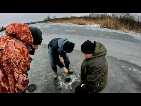 Рыбалка Шок! Большая Трофейная Щука на жерлицы. Зимняя рыбалка 2025-26. Рыбалка Шок! Большая Трофейная Щука на жерлицы. Зимняя рыбалка 2025-26.