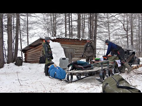Переезжаем на реку Лена! ЛЕСКИ ТРЕЩАТ, КРУПНЯК ДАВИТ! ПОЖАРИЛИ КРУПНЫХ КАРАСЕЙ! Зимняя рыбалка.